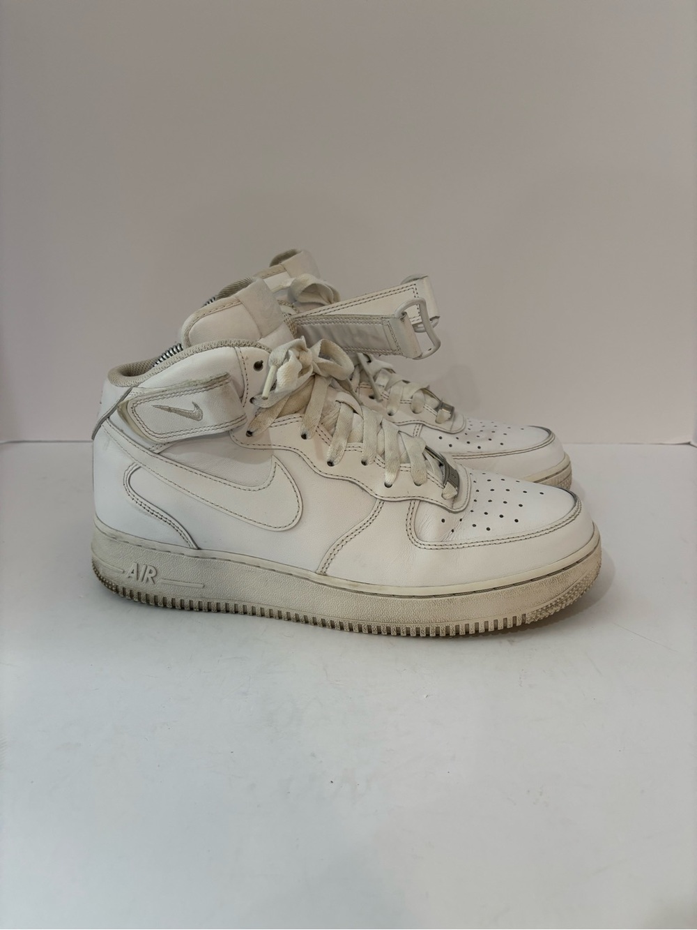 Nike Air Force 1 size 9